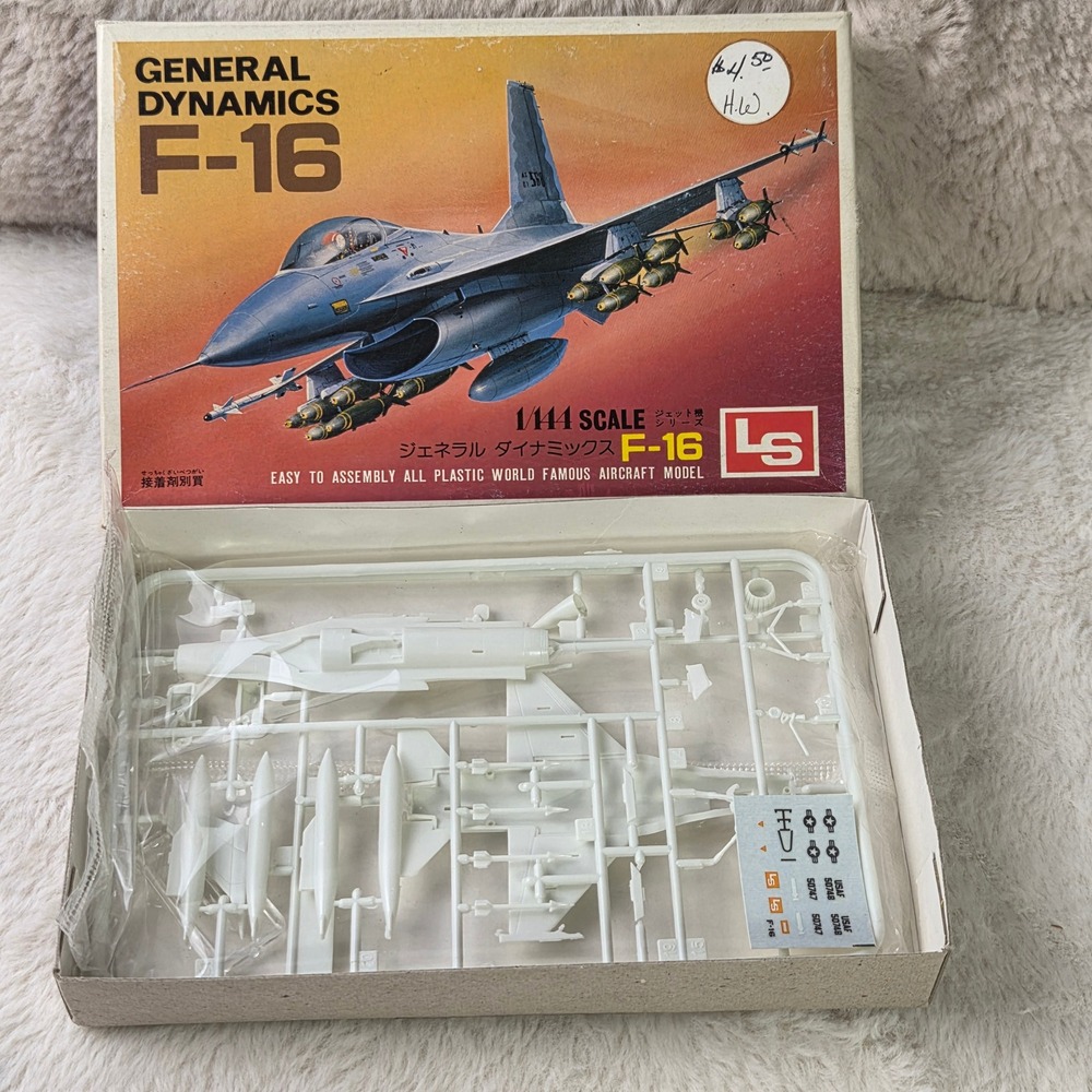 LS General Dynamics F-16 Fighter‎ Jet 1/144 Scale Plastic Model Kit New Sealed
